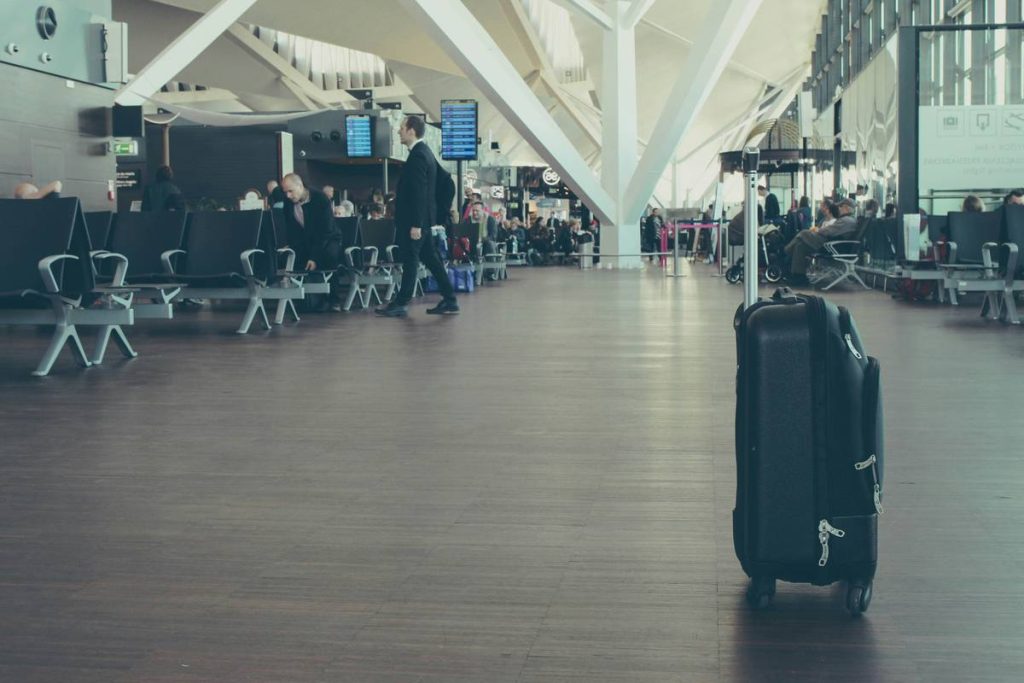 Lost Luggage Replacement Process: What Airlines and Insurers Don’t Want You to Know